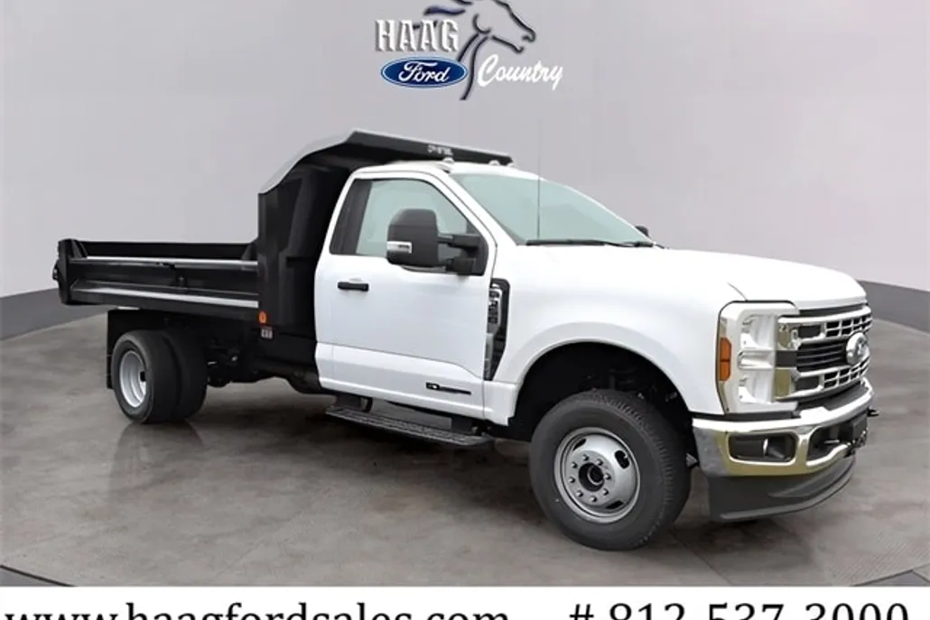 2024 Ford F-350 photo 1