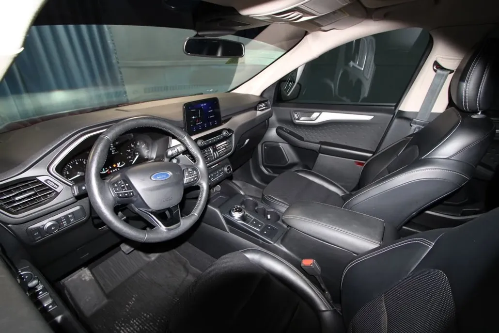 2020 Ford Escape SEL Sport photo 1