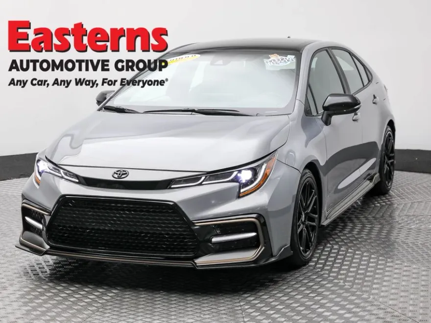 2022 Toyota Corolla SE photo 1