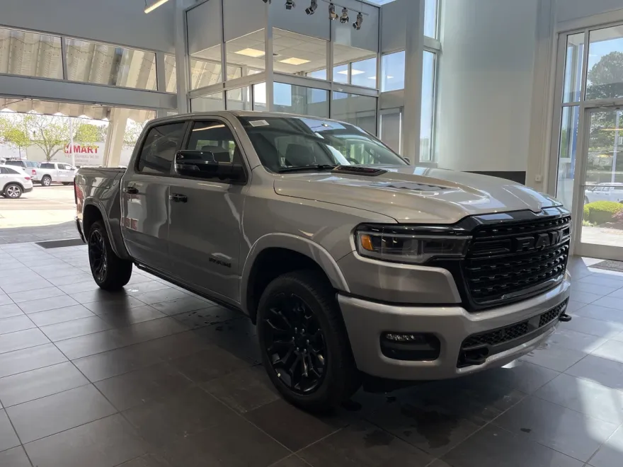 2025 Ram 1500 Limited photo 1