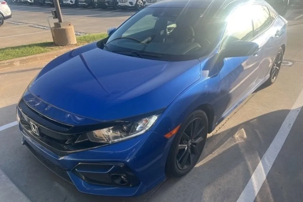 2021 Honda Civic EX Hatchback photo 1