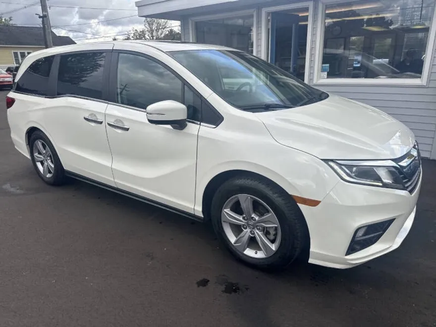 2019 Honda Odyssey EX-L photo 1