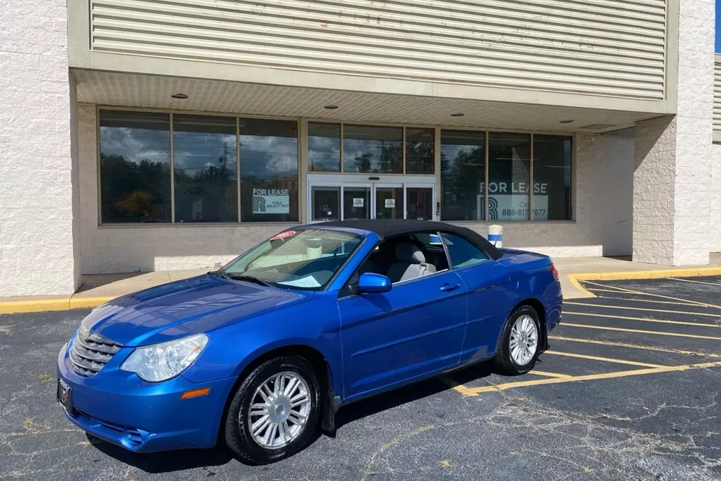 2008 Chrysler Sebring Touring photo 1