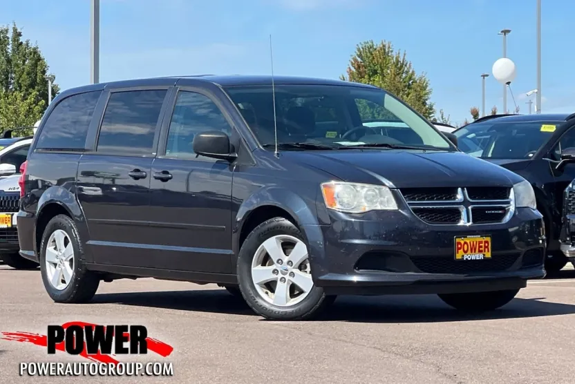 2013 Dodge Grand Caravan SE photo 1