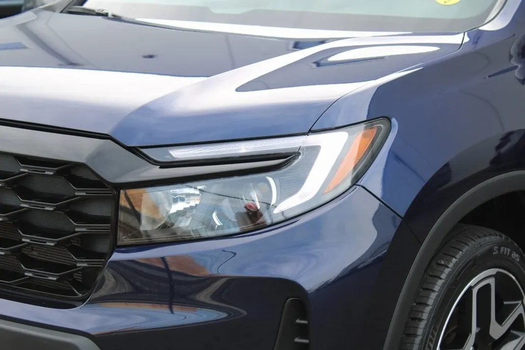 2022 Honda Passport Elite photo 1