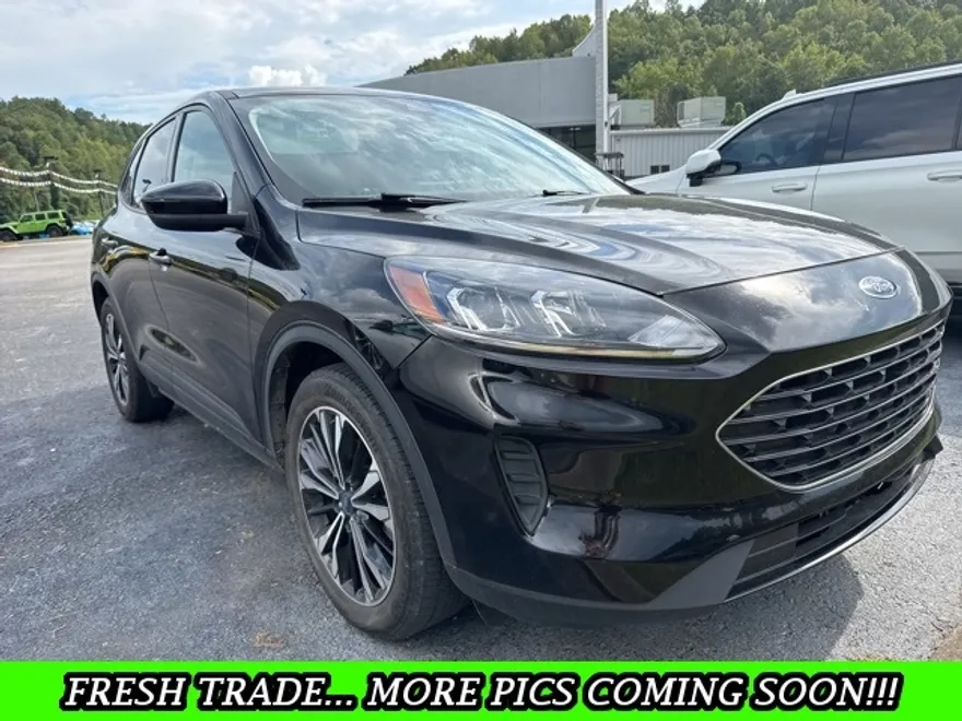 2022 Ford Escape SE photo 1