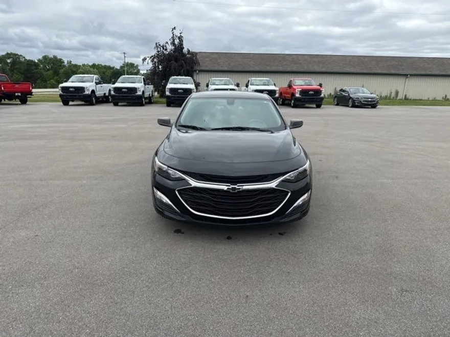 2022 Chevrolet Malibu RS photo 1