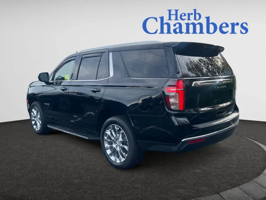 2023 Chevrolet Tahoe LT photo 1