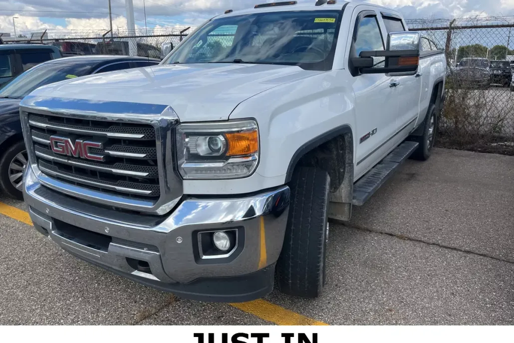 2015 Gmc Sierra SLE photo 1