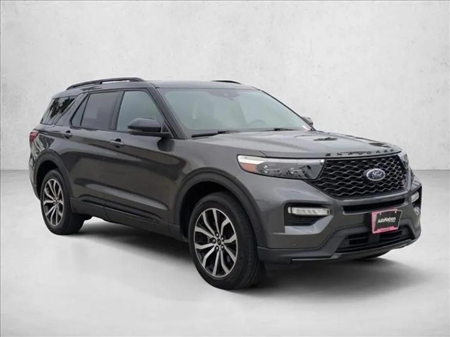2020 Ford Explorer ST photo 1