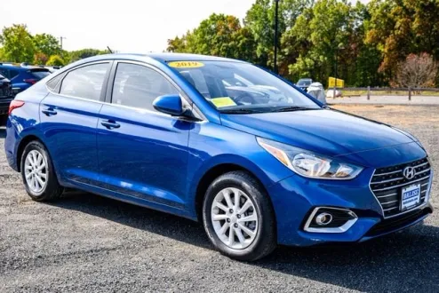 2019 Hyundai Accent SEL photo 3