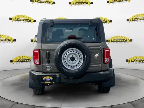 2025 Ford Bronco Base photo 4