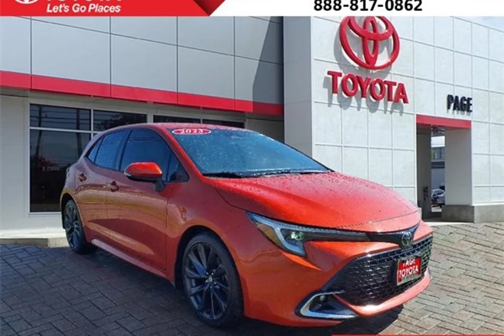 2023 Toyota Corolla XSE photo 1