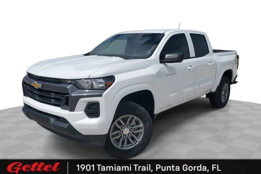 2025 Chevrolet Colorado Work Truck LT photo 1