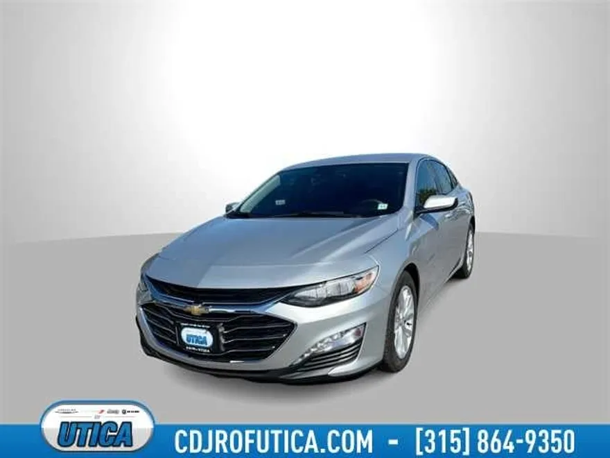 2021 Chevrolet Malibu 1LT photo 1