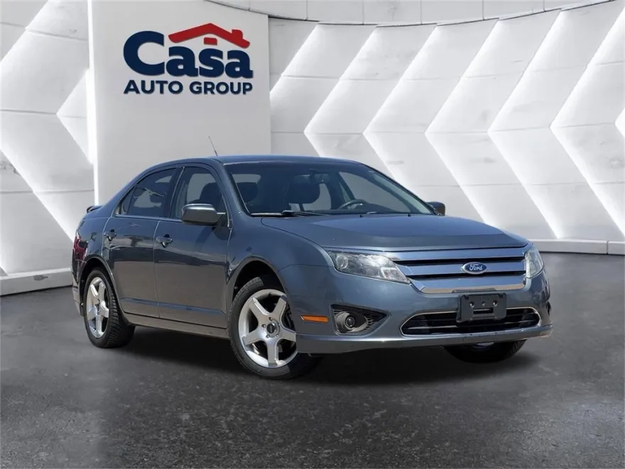 2011 Ford Fusion SE photo 1
