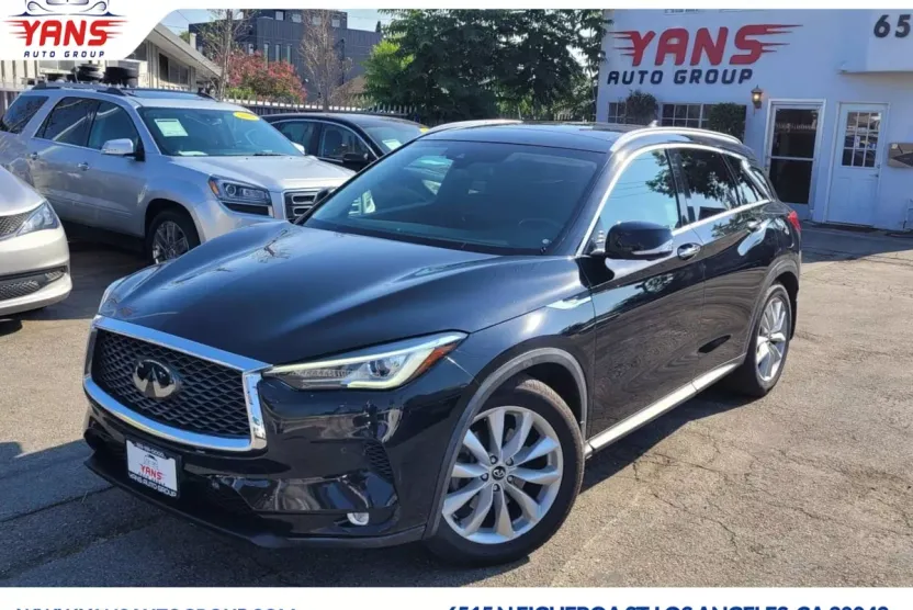 2019 Infiniti QX50 Essential photo 1