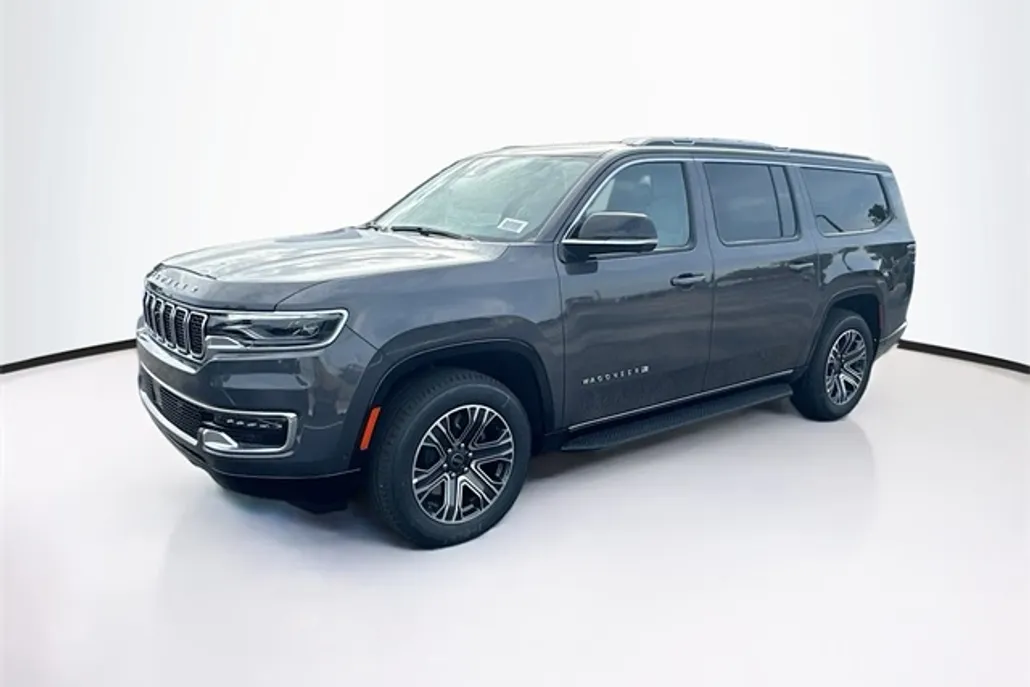 2025 Jeep Wagoneer L Series I photo 1