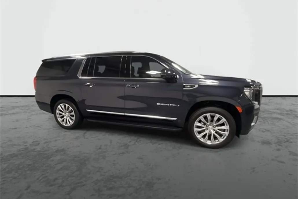 2024 Gmc Yukon XL Denali photo 1