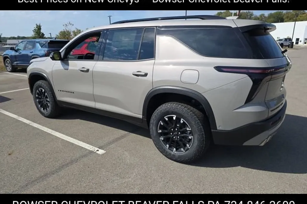 2026 Chevrolet Traverse Z71 photo 1