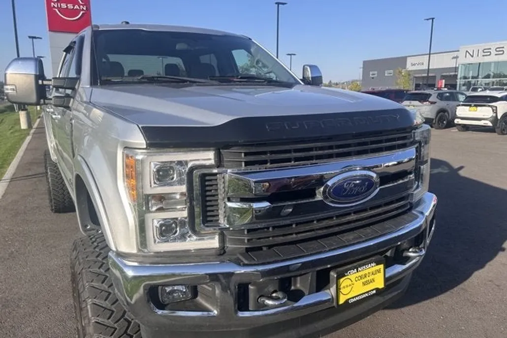 2019 Ford F-350 XLT photo 1