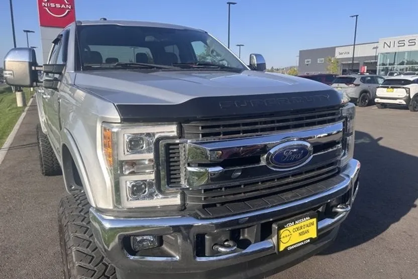 2019 Ford F-350 XLT photo 1