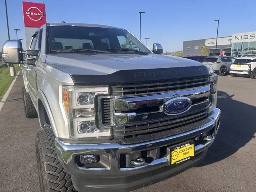 2019 Ford F-350 XLT photo 1
