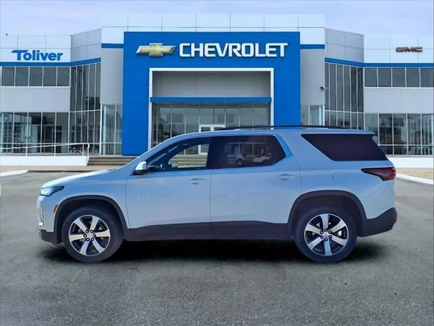 2022 Chevrolet Traverse Leather photo 1