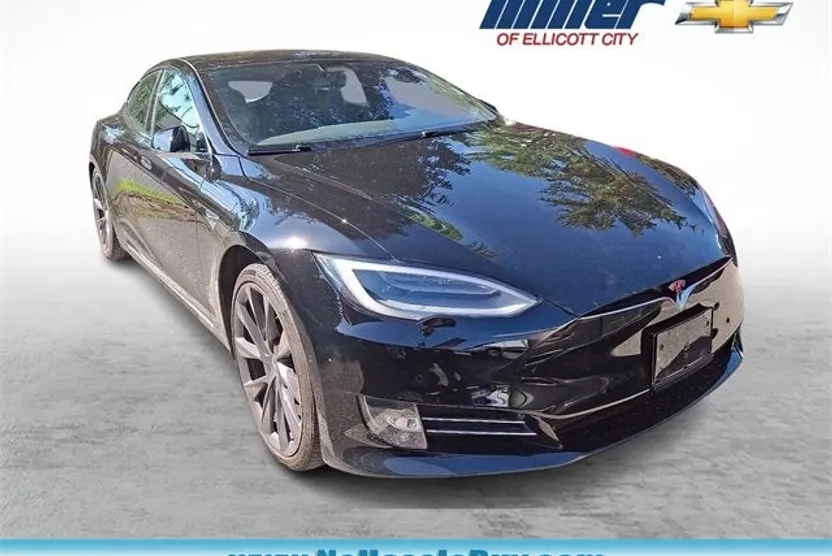 2020 Tesla Model S Long Range photo 1