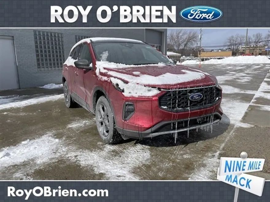 2025 Ford Escape ST-Line photo 1
