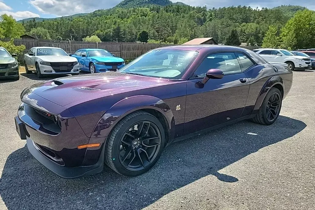 2022 Dodge Challenger R/T Scat Pack Widebody photo 1