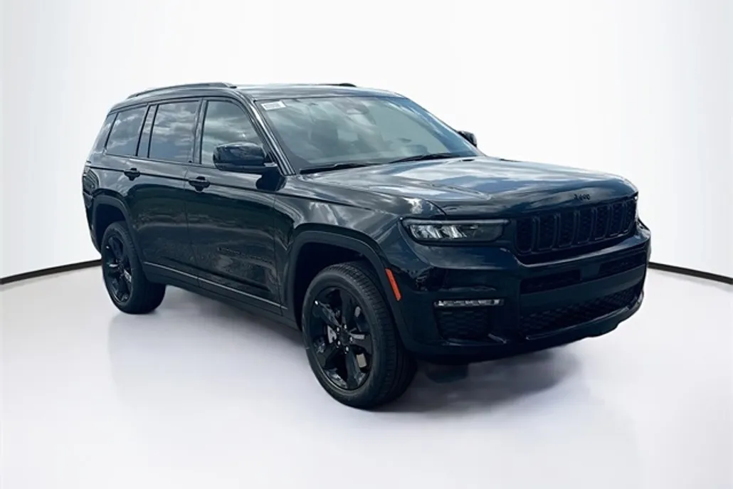 2025 Jeep Grand Cherokee Limited photo 1