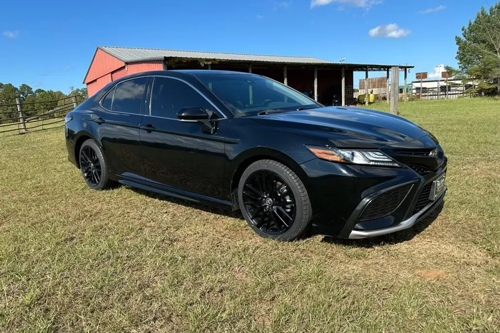 2023 Toyota Camry XSE photo 1