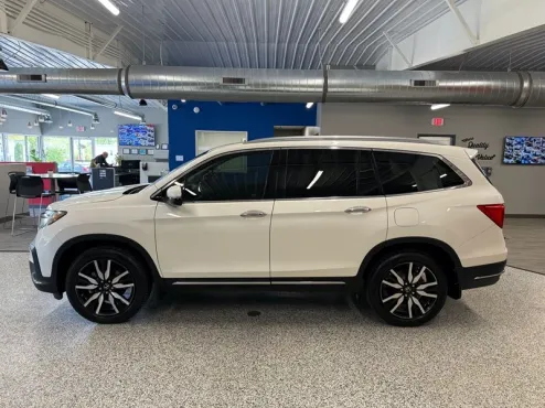 2019 Honda Pilot Touring photo 4