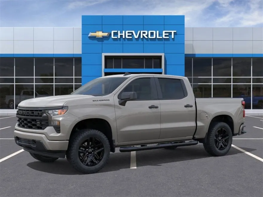 2026 Chevrolet Silverado 1500 Custom photo 1