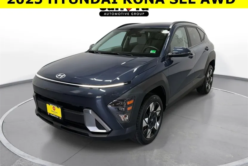 2025 Hyundai Kona SEL photo 1