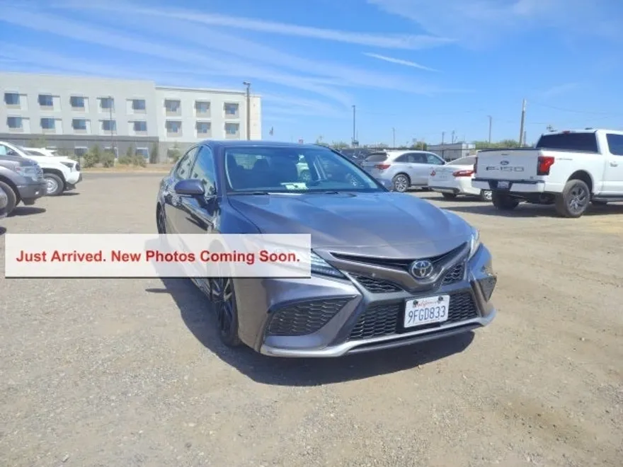 2023 Toyota Camry XSE photo 1