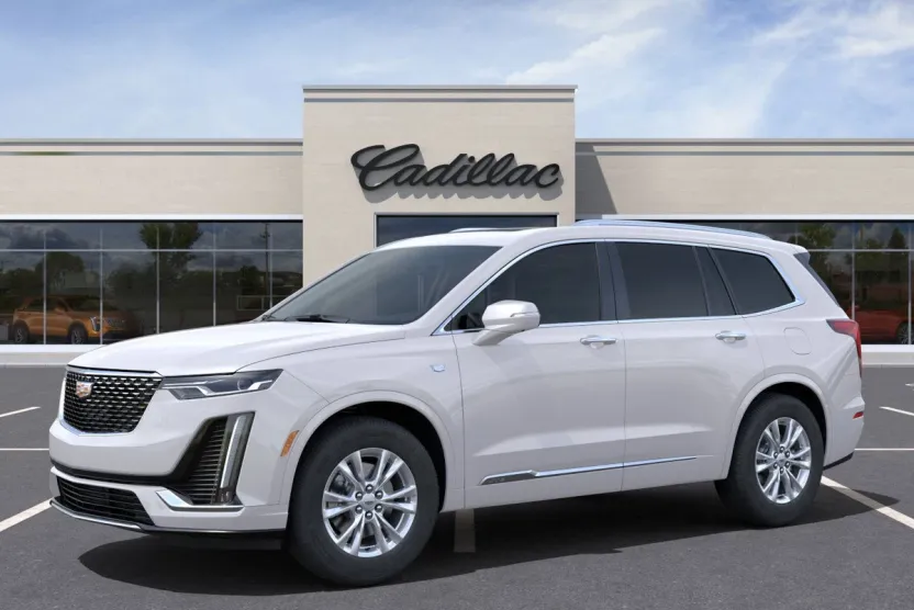 2025 Cadillac XT6 Luxury photo 1