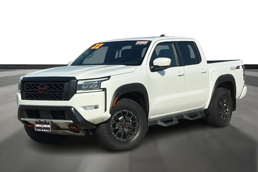 2022 Nissan Frontier Crew Cab PRO-4X photo 1