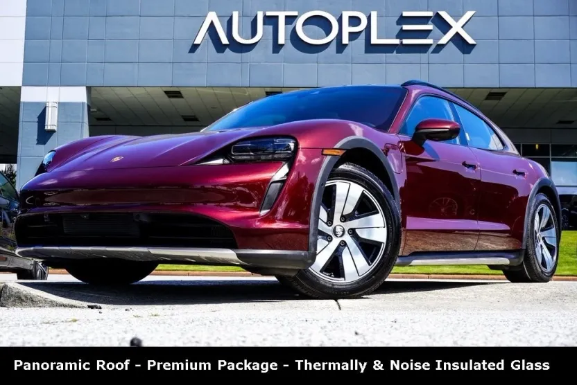 2022 Porsche Taycan 4 Cross Turismo photo 1