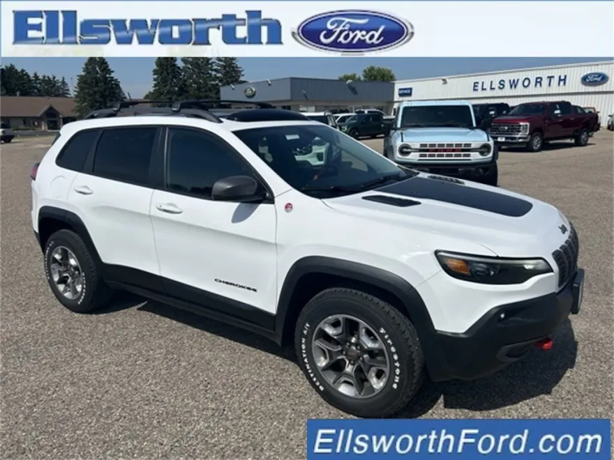 2019 Jeep Cherokee Trailhawk photo 1