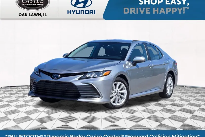 2024 Toyota Camry LE photo 1