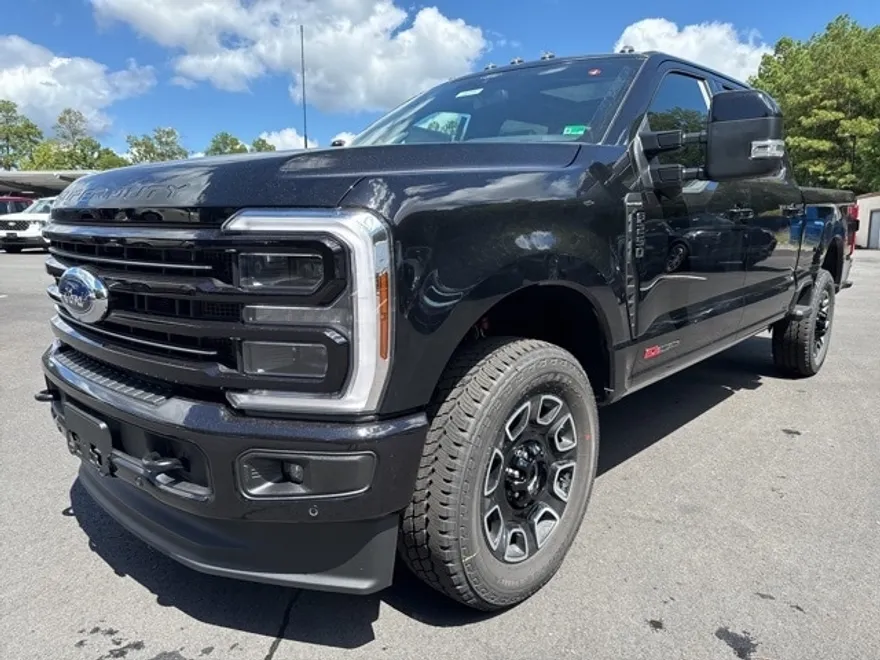 2026 Ford F-250 Platinum photo 1