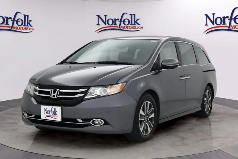 2016 Honda Odyssey Touring Elite photo 1