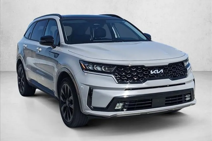 2023 Kia Sorento SX photo 1