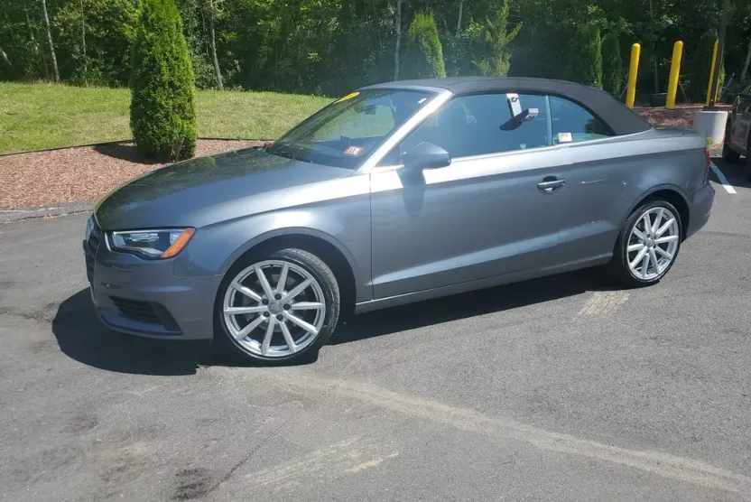 2016 Audi A3 2.0T Premium photo 1