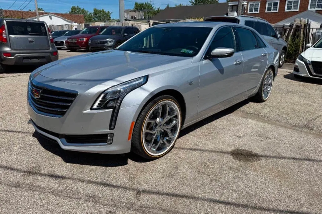 2018 Cadillac CT6 Luxury photo 1