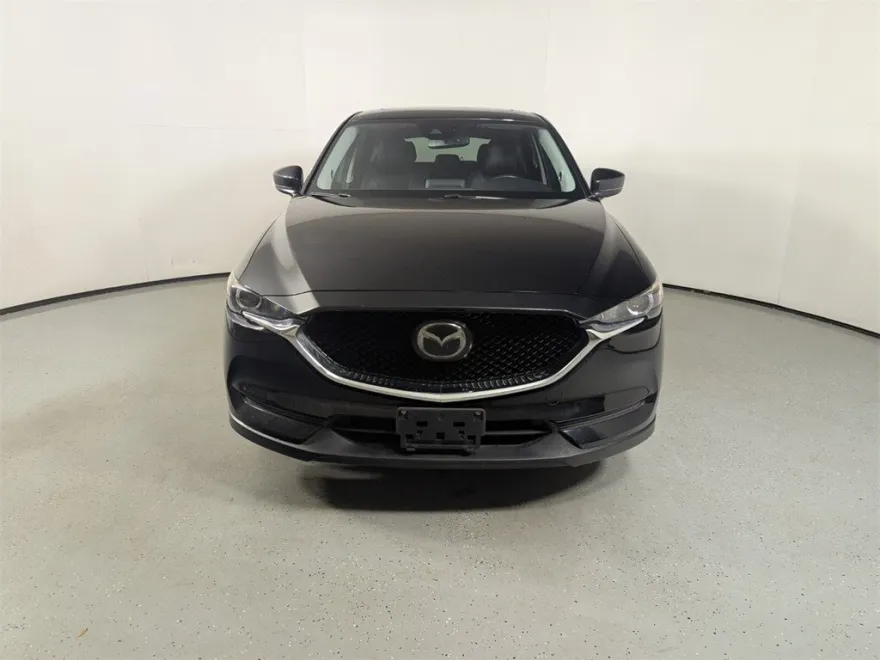 2019 Mazda CX-5 Touring photo 1