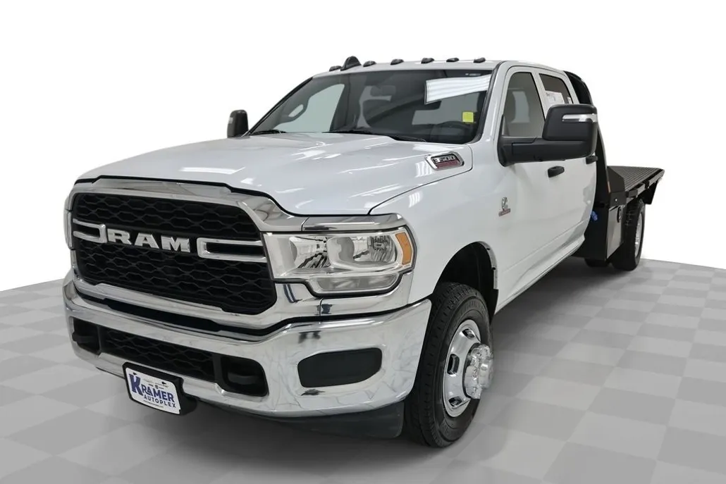 2024 Ram 3500 Tradesman photo 1