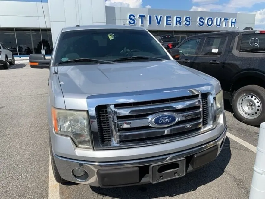 2011 Ford F-150 XLT photo 1